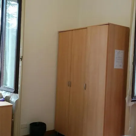 Adam's House Hostel