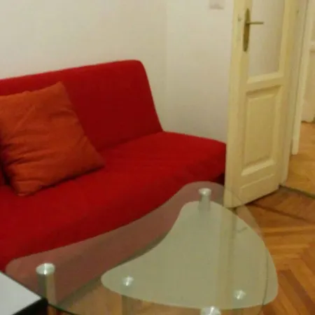Hostal Adam's House